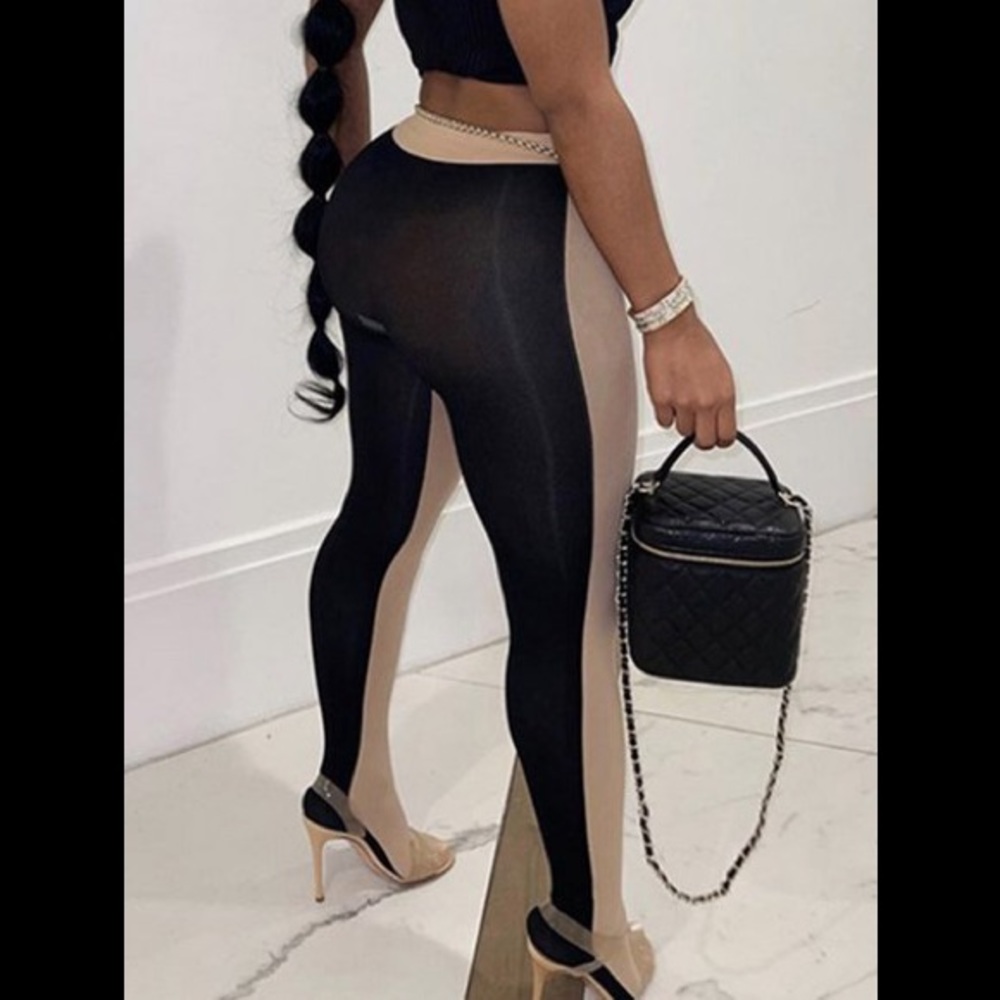 Sexy 2 Tone Legging W/ Booty Footies 1/2 Brown & Black stockings/leggings/ pants